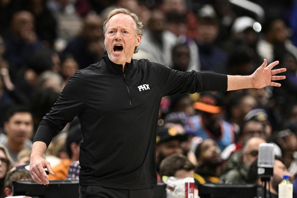 赛中制造惊 赛中制造惊