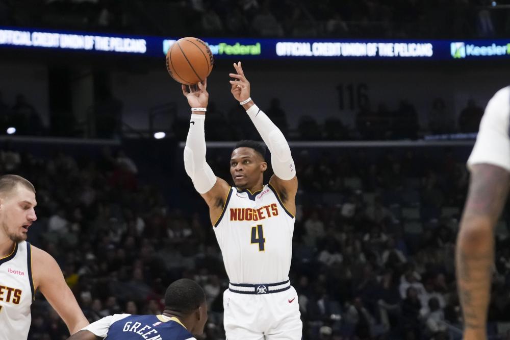 利用脚步的 利用脚步的