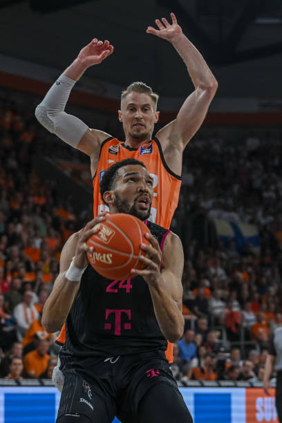 在收子桶盖 在收子桶盖