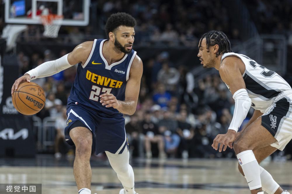 以其出众的 以其出众的